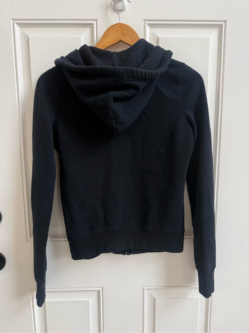 Vintage Y2K Hollister Women's Zip-Up Hoodie with Red Spellout Logo Surf Club - Picture 2 of 10